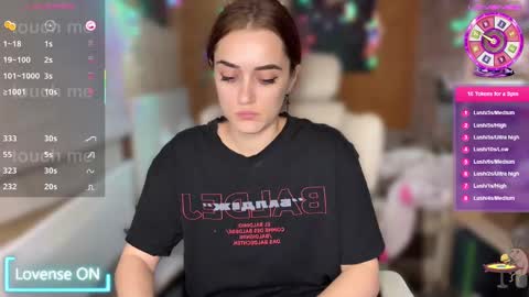 Snapshot of ps4pro chatting on 4, 3, 2025 Queen of Pain online show from 4, 3, 2025