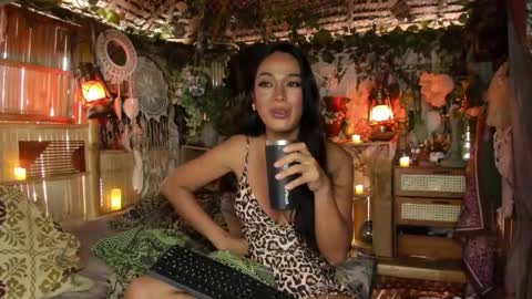 Snapshot of psychiq chatting on 17, 9, 2025 psychiq online show from 17, 9, 2025