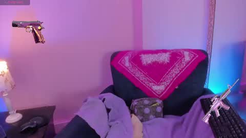 Snapshot of psychodoll_11 chatting on 18, 6, 2026 psycodoll online show from 18, 6, 2026