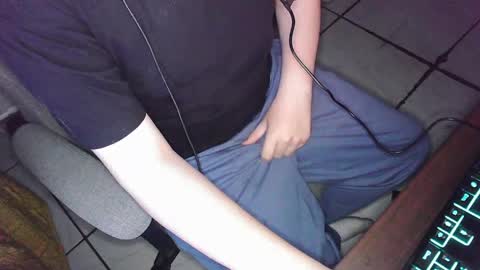 your mysterious man online show from 9, 4, 2026