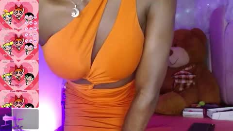 Snapshot of puca_eboony chatting on 9, 9, 2025 pucca online show from 9, 9, 2025