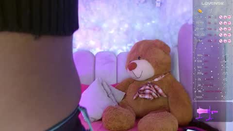 Snapshot of puca_eboony chatting on 24, 11, 2025 pucca online show from 24, 11, 2025