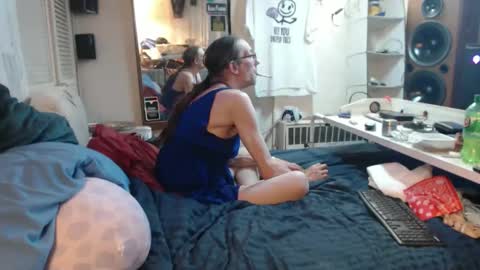 Snapshot of puff0169 chatting on 26, 4, 2026 puff0169 online show from 26, 4, 2026