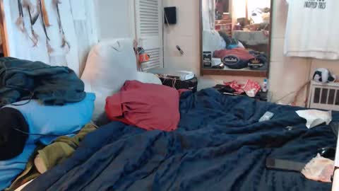 Snapshot of puff0169 chatting on 27, 4, 2026 puff0169 online show from 27, 4, 2026