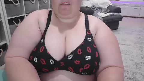 Snapshot of pugglelover chatting on 25, 1, 2025 Puggie - online show from 25, 1, 2025