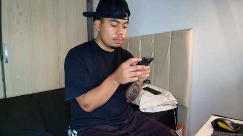 Snapshot of pull_bershh chatting on 5, 4, 2026 pull_bershh online show from 5, 4, 2026