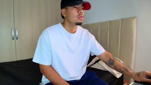 Snapshot of pull_bershh chatting on 6, 4, 2026 pull_bershh online show from 6, 4, 2026