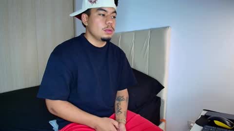 Snapshot of pull_bershh chatting on 11, 4, 2026 pull_bershh online show from 11, 4, 2026