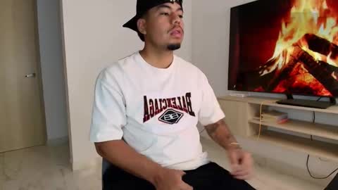 Snapshot of pull_bershh chatting on 16, 4, 2026 pull_bershh online show from 16, 4, 2026