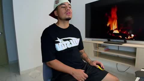 Snapshot of pull_bershh chatting on 17, 4, 2026 pull_bershh online show from 17, 4, 2026