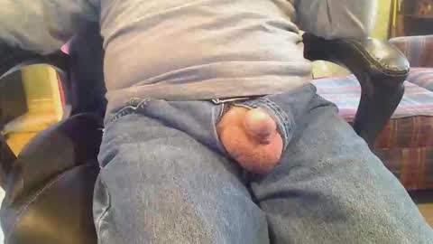 Snapshot of pulltoy1 chatting on 3, 2, 2026 pulltoy1 online show from 3, 2, 2026