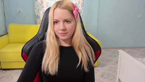 Snapshot of puma4ka chatting on 2, 3, 2025 Victoria online show from 2, 3, 2025