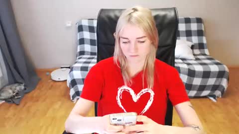 Snapshot of puma_ma chatting on 11, 3, 2025 Polly online show from 11, 3, 2025