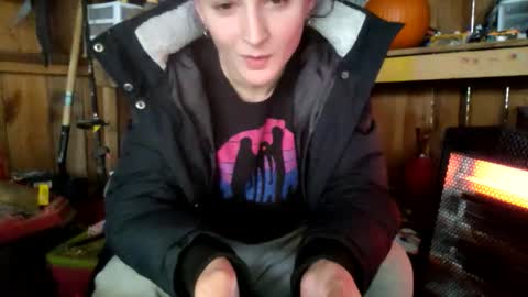 punkiedulc online show from 17, 12, 2025