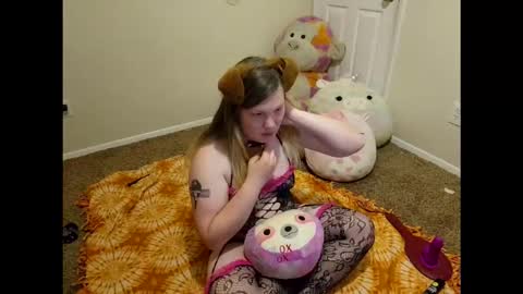 Snapshot of puppygirllovestobeg chatting on 26, 4, 2026 puppygirllovestobeg online show from 26, 4, 2026