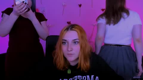 Snapshot of pure_radiance chatting on 10, 4, 2026 Ask me3 online show from 10, 4, 2026