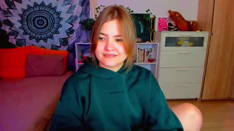 Miss Hanna online show from 28, 11, 2025