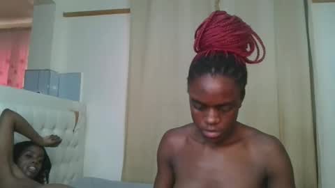 Snapshot of purple_honey1 chatting on 7, 4, 2026 purple_honey1 online show from 7, 4, 2026