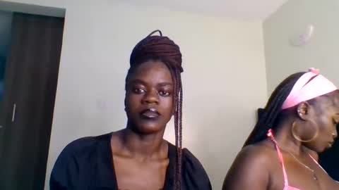 Snapshot of purple_honey1 chatting on 4, 5, 2026 purple_honey1 online show from 4, 5, 2026