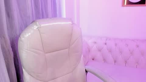 Anna  online show from 12, 3, 2025