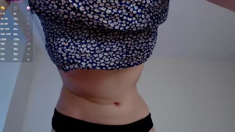 Snapshot of purplebeawer chatting on 27, 12, 2024 Francine online show from 27, 12, 2024