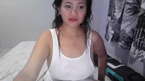 Snapshot of purpledust06 chatting on 15, 12, 2025 Athena online show from 15, 12, 2025