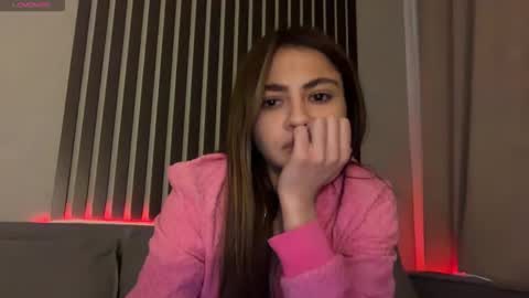 Snapshot of purrpaw chatting on 6, 3, 2026 Zendaya online show from 6, 3, 2026