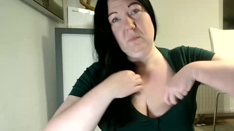 Snapshot of pussy6wetlips chatting on 23, 2, 2026 pussy6wetlips online show from 23, 2, 2026