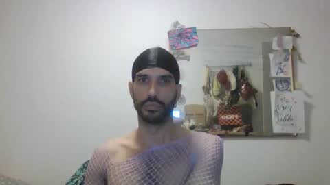 Snapshot of pussyboy32947 chatting on 1, 5, 2026 pussyboy32947 online show from 1, 5, 2026