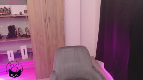 Snapshot of pussycat420_ chatting on 23, 3, 2026 Mari online show from 23, 3, 2026