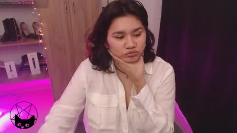 Snapshot of pussycat420_ chatting on 24, 3, 2026 Mari online show from 24, 3, 2026