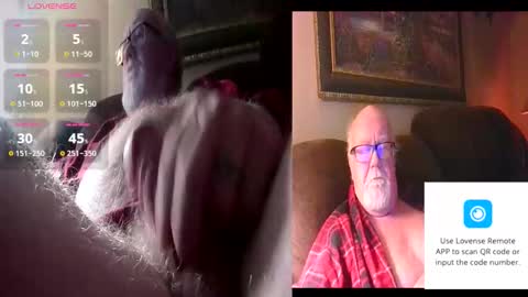 Snapshot of pussylover1365 chatting on 14, 12, 2025 pussylover1365 online show from 14, 12, 2025