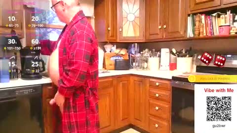 Snapshot of pussylover1365 chatting on 15, 3, 2026 pussylover1365 online show from 15, 3, 2026