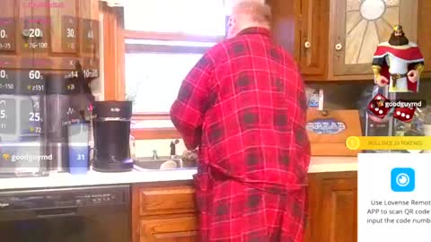 Snapshot of pussylover1365 chatting on 24, 4, 2026 pussylover1365 online show from 24, 4, 2026