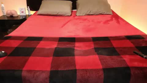 pussylover2182 online show from 7, 1, 2026