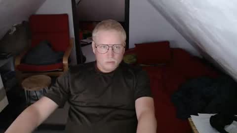 Snapshot of pussylovercb chatting on 12, 9, 2025 pussylovercb online show from 12, 9, 2025