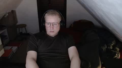 Snapshot of pussylovercb chatting on 18, 3, 2026 pussylovercb online show from 18, 3, 2026