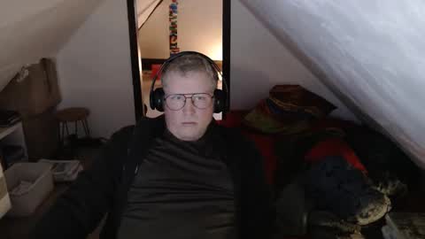 Snapshot of pussylovercb chatting on 13, 4, 2026 pussylovercb online show from 13, 4, 2026