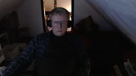 Snapshot of pussylovercb chatting on 22, 4, 2026 pussylovercb online show from 22, 4, 2026