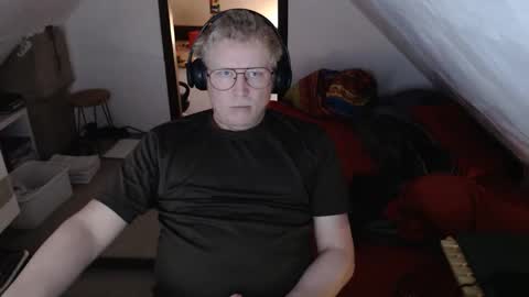 Snapshot of pussylovercb chatting on 27, 4, 2026 pussylovercb online show from 27, 4, 2026