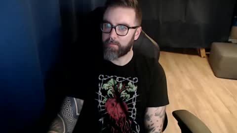 Snapshot of pyroxen chatting on 17, 10, 2025 Yog Sothoth online show from 17, 10, 2025