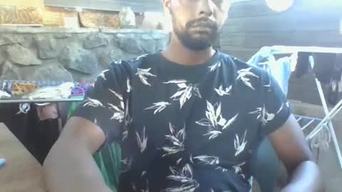 Snapshot of python974 chatting on 12, 3, 2025 Python online show from 12, 3, 2025