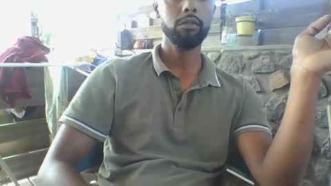 Snapshot of python974 chatting on 5, 10, 2025 Python online show from 5, 10, 2025