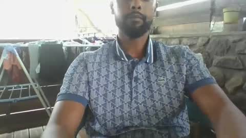 Snapshot of python974 chatting on 10, 10, 2025 Python online show from 10, 10, 2025