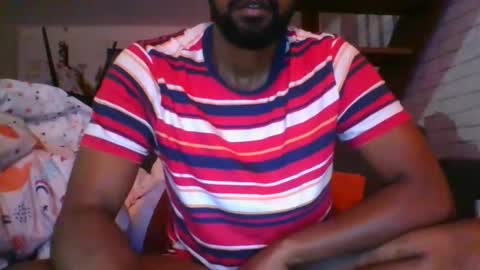 Snapshot of python974 chatting on 13, 10, 2025 Python online show from 13, 10, 2025