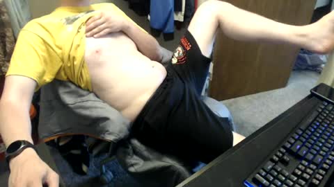 Snapshot of qitrman chatting on 6, 6, 2026 qitrman online show from 6, 6, 2026