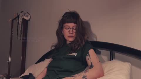 Snapshot of quack__quack chatting on 20, 12, 2024 online show from 20, 12, 2024