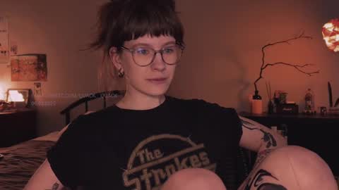 Snapshot of quack__quack chatting on 6, 3, 2025 online show from 6, 3, 2025