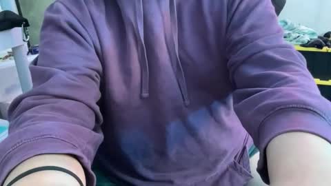 qualitative online show from 7, 1, 2026