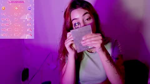 Snapshot of quee_tiana chatting on 19, 3, 2026 your princess online show from 19, 3, 2026